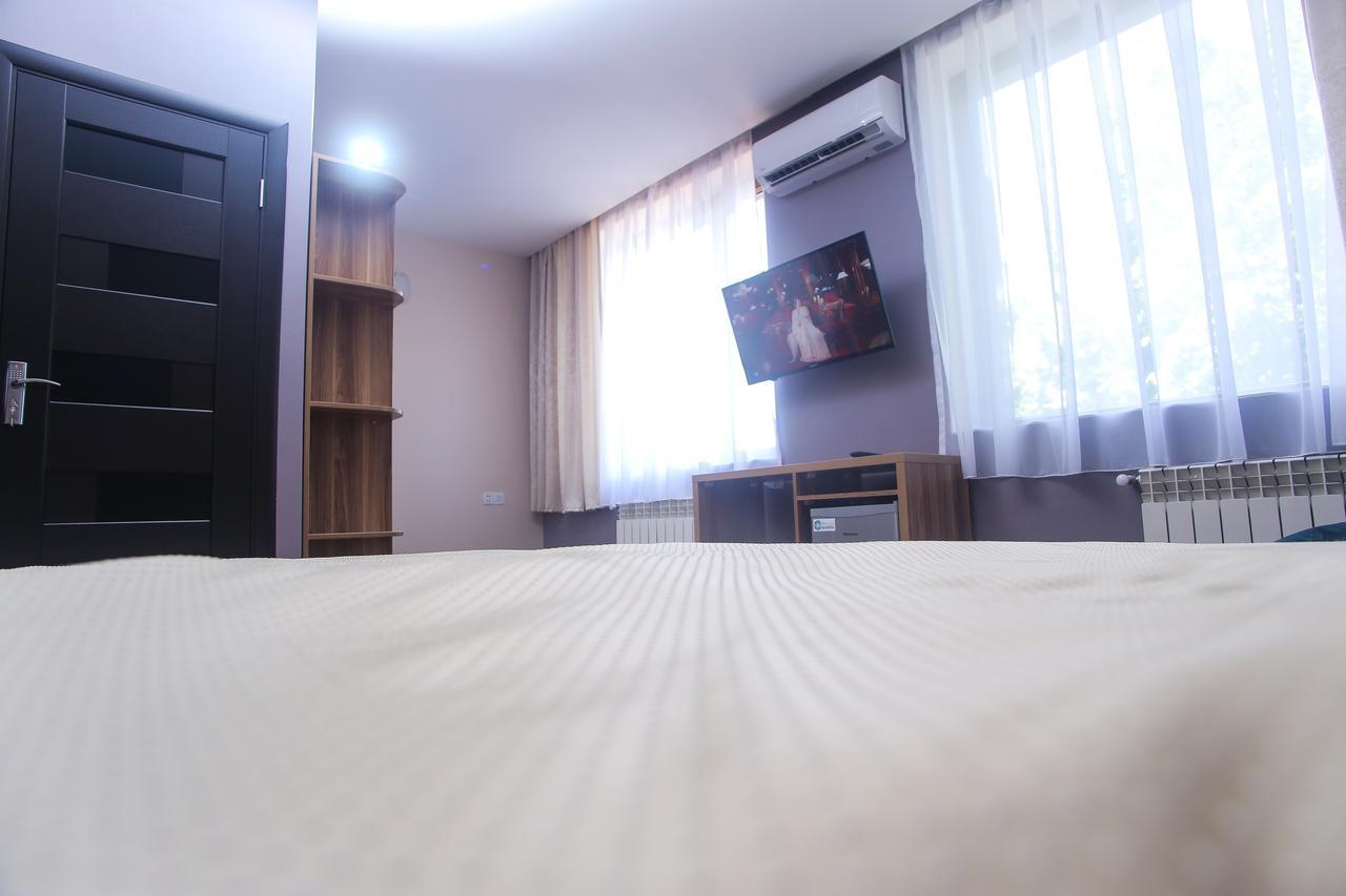 Evim Otel ซาคาทาลา ภายนอก รูปภาพ